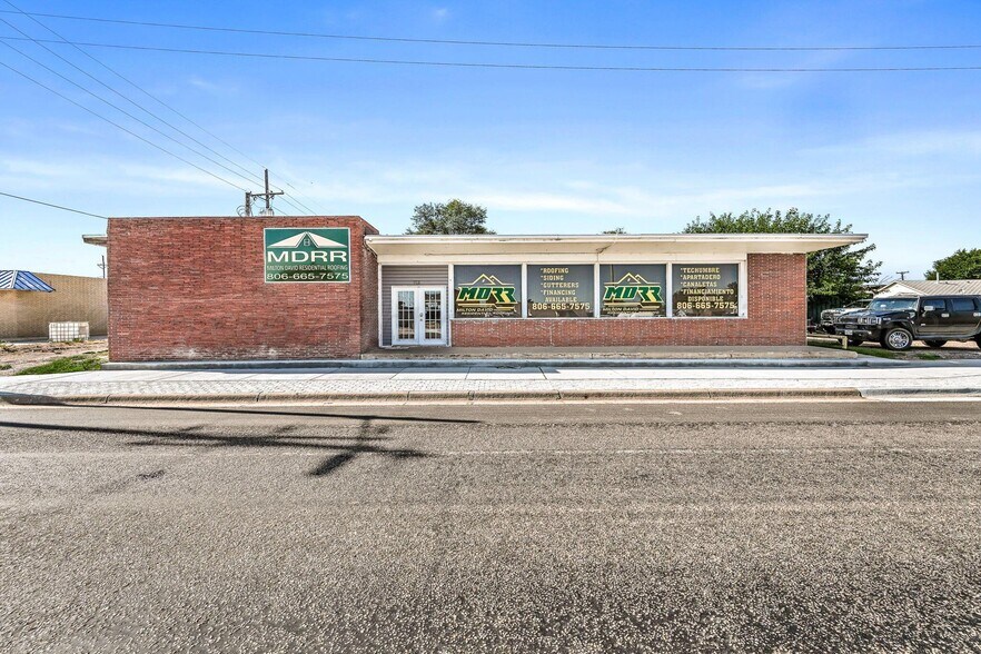 Primary Photo Of 915 W Wilks St, Pampa Office For Sale