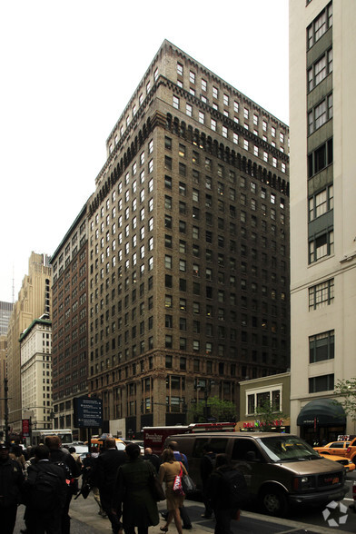 Primary Photo Of 463 Seventh Ave, New York Office For Lease