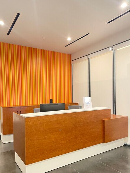 More Photos Of 19790 W Dixie Hwy, Aventura Office For Lease