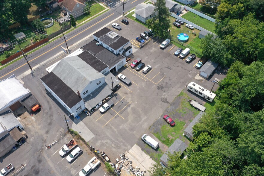 More Photos Of 257 W Nicholson Rd, Audubon Office For Sale