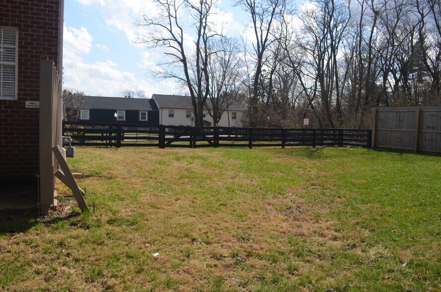 More Photos Of tazwell drive, Louisville Multifamily For Sale