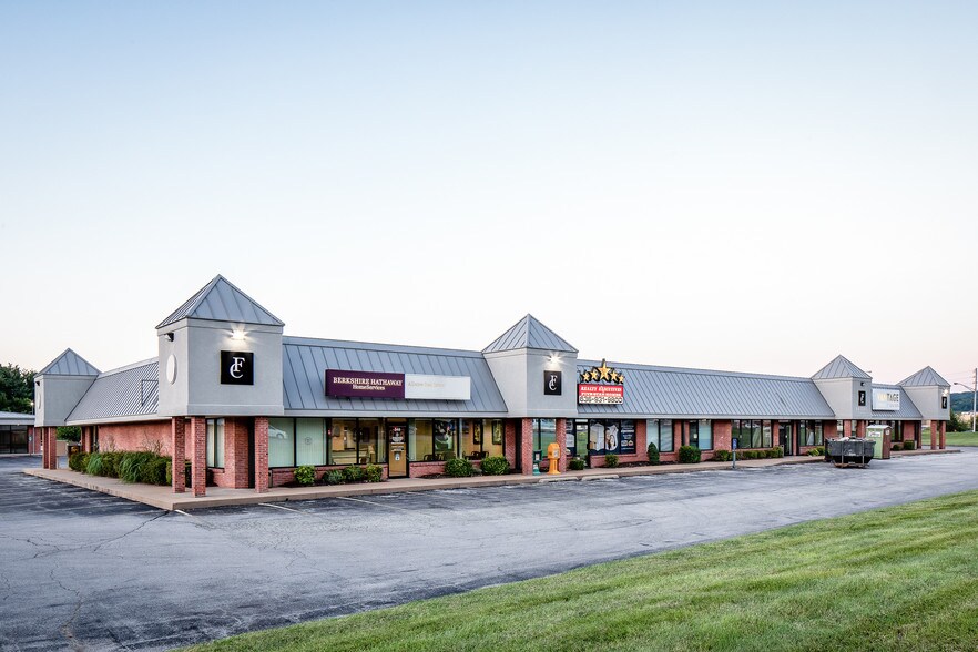 More Photos Of 348 Festus Centre Dr, Festus Storefront Retail Office For Lease