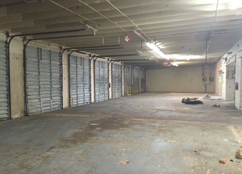 More Photos Of 314 NW 2nd St, Hallandale Beach Warehouse For Sale