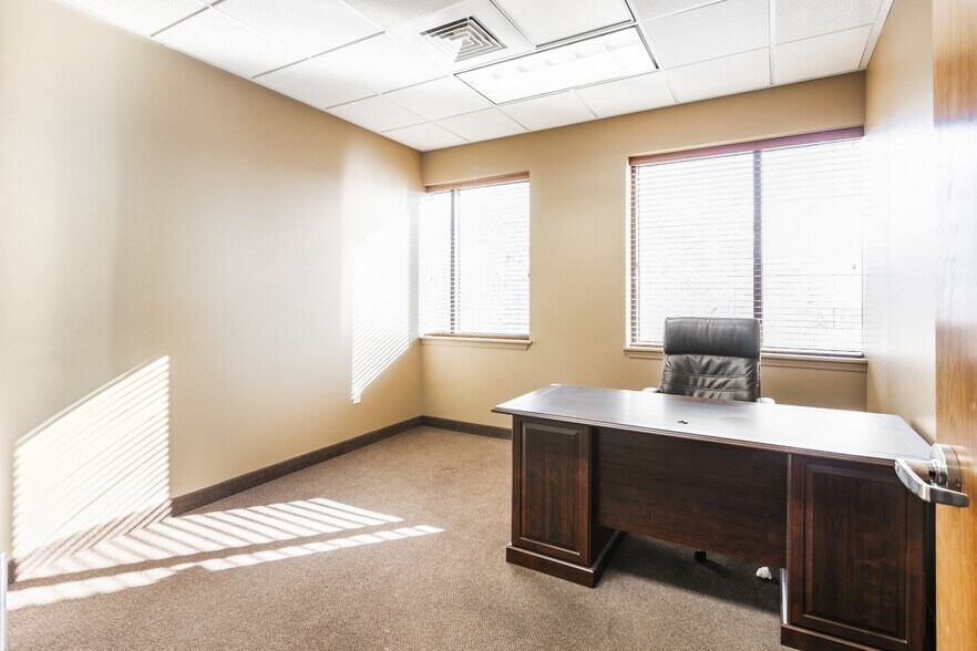 More Photos Of 7555 S Center View Ct, West Jordan Medical For Sale