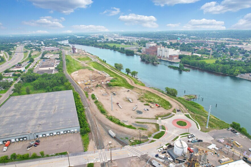 More Photos Of 51 34th Ave N, Minneapolis Flex For Lease