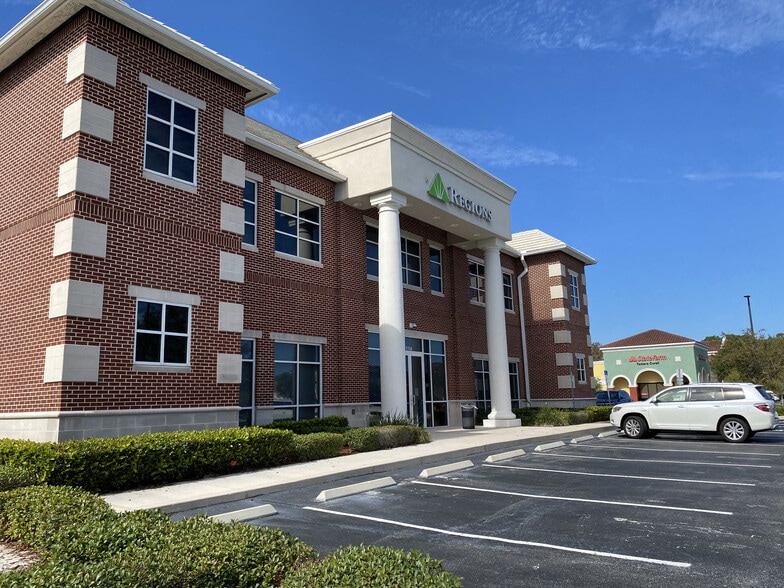 More Photos Of 7750 N Wickham Rd, Melbourne Bank For Lease