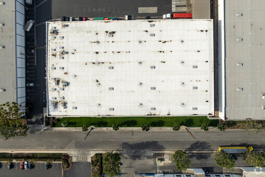 More Photos Of 345 N Baldwin Park Blvd, City Of Industry Manufacturing For Lease