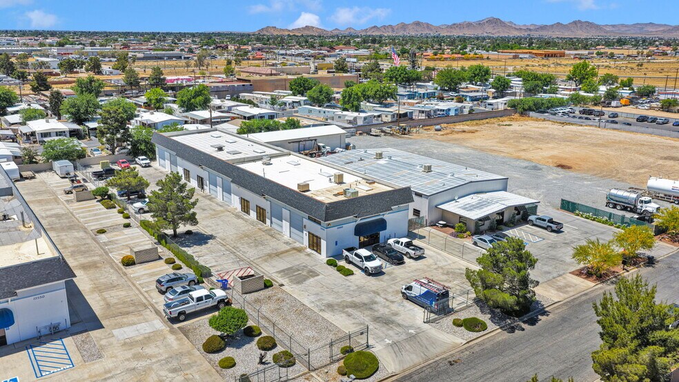 More Photos Of 13560 Tonikan Rd, Apple Valley Service For Sale