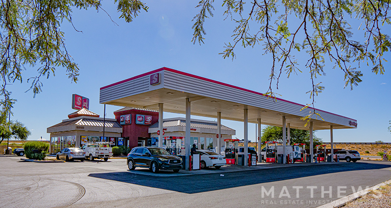 Primary Photo Of 5000 E Valencia Rd, Tucson Service Station For Sale