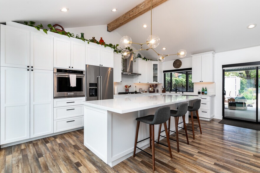 More Photos Of 1865 El Monte Dr, Thousand Oaks Apartments For Sale