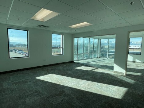 More Photos Of 12159 S Business Park Dr, Draper Unknown For Lease