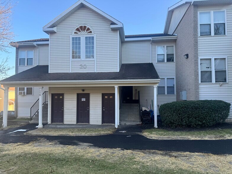 More Photos Of Capital Woods, Albany Apartments For Sale