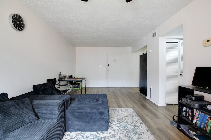 More Photos Of 3618 Chamberlayne Ave, Richmond Apartments For Sale