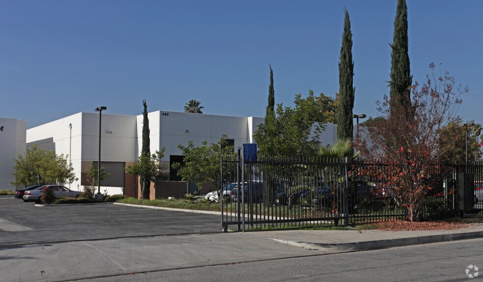 Primary Photo Of 489 Yorbita Rd, City of Industry Warehouse For Sale
