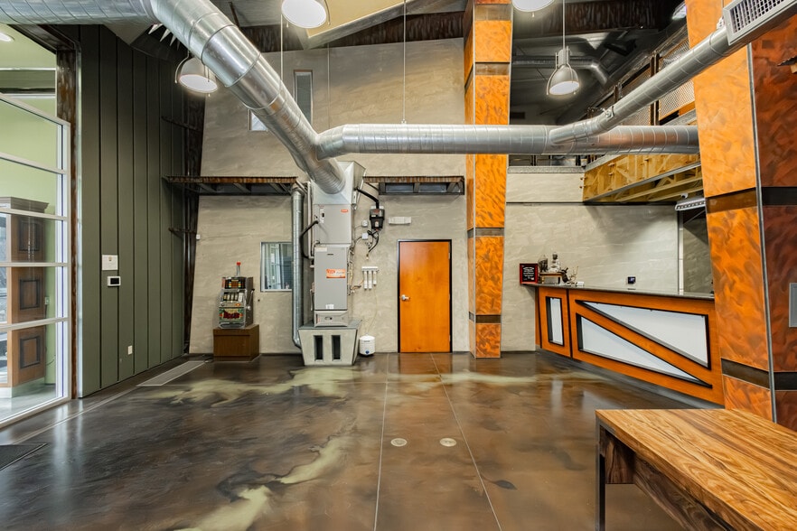 More Photos Of 265 Elliott Rd, Henderson Warehouse For Sale