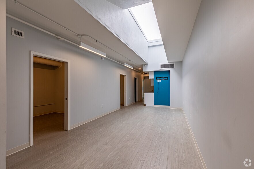 More Photos Of 5220 Troost Ave, Kansas City Apartments For Sale