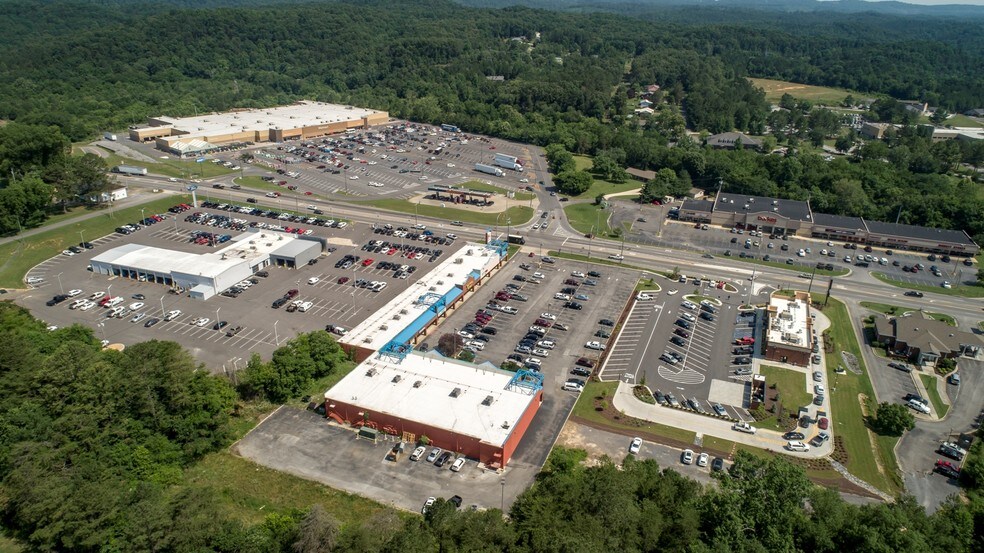 More Photos Of 1906 Glenn Blvd SW, Fort Payne Storefront Retail Office For Lease
