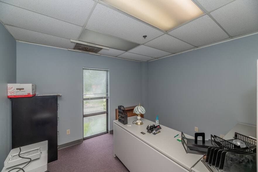 More Photos Of 1003 Clarence Larson Dr, Oak Ridge Warehouse For Sale