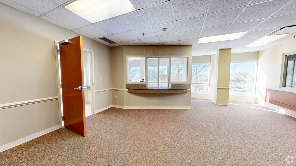Primary Photo Of 39 Franklin Rd, Hattiesburg Medical For Lease