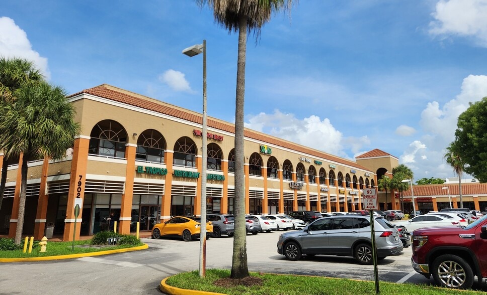 More Photos Of 7902-7930 NW 36th St, Doral Storefront Retail Office For Lease