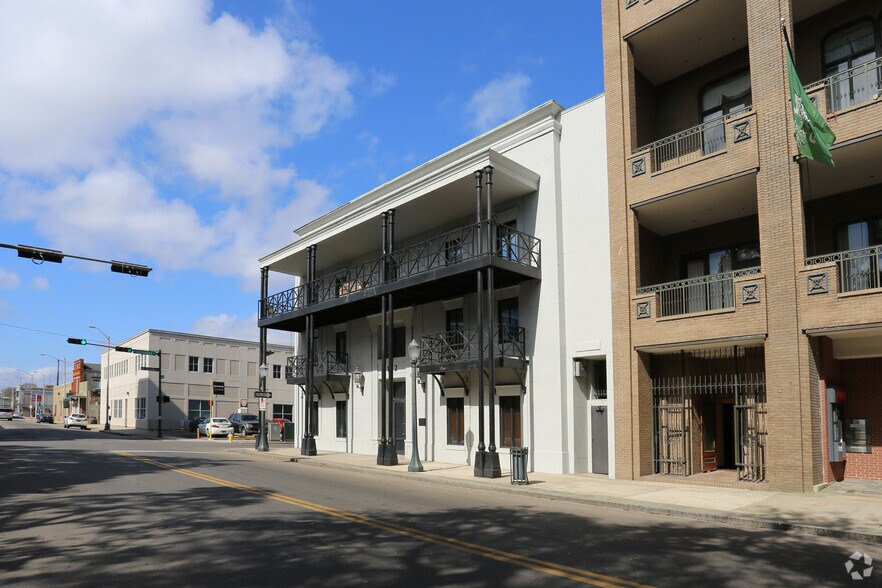 More Photos Of 182 St Francis St, Mobile Office For Lease