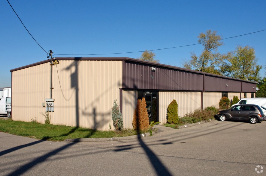 More Photos Of 4546-4554 Port Union Rd, Hamilton Warehouse For Sale