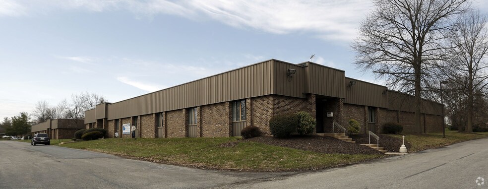 More Photos Of 19 Lukens Dr, New Castle Warehouse For Lease