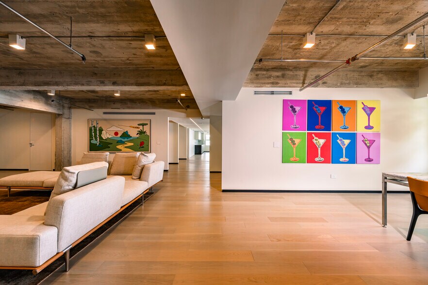 More Photos Of 605 Lincoln Rd, Miami Beach Office Residential For Lease
