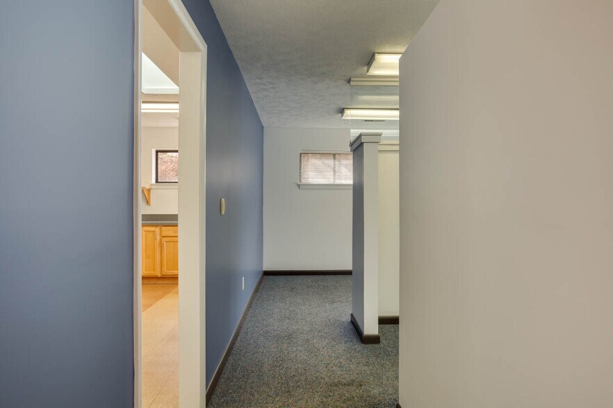 More Photos Of 1140 E Market St, Charlottesville Office For Lease