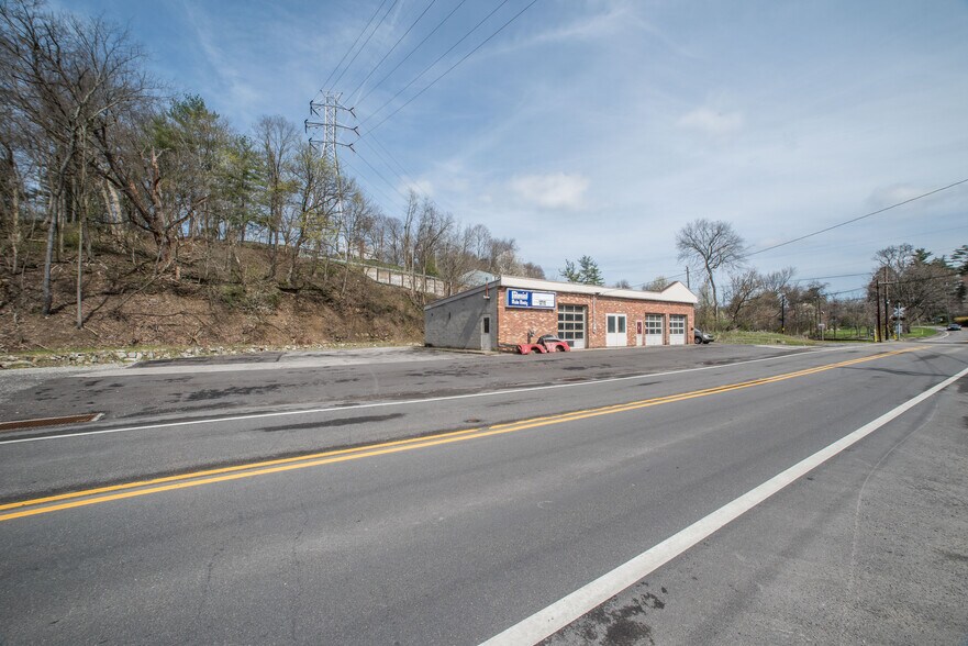 More Photos Of 6220 Library Rd, Bethel Park Auto Repair For Sale