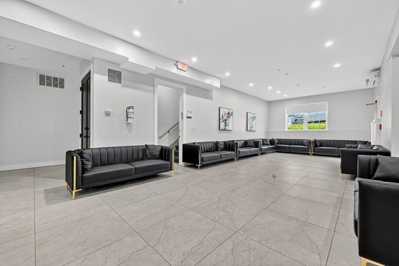 More Photos Of 82 Liberty St, Monticello Apartments For Sale