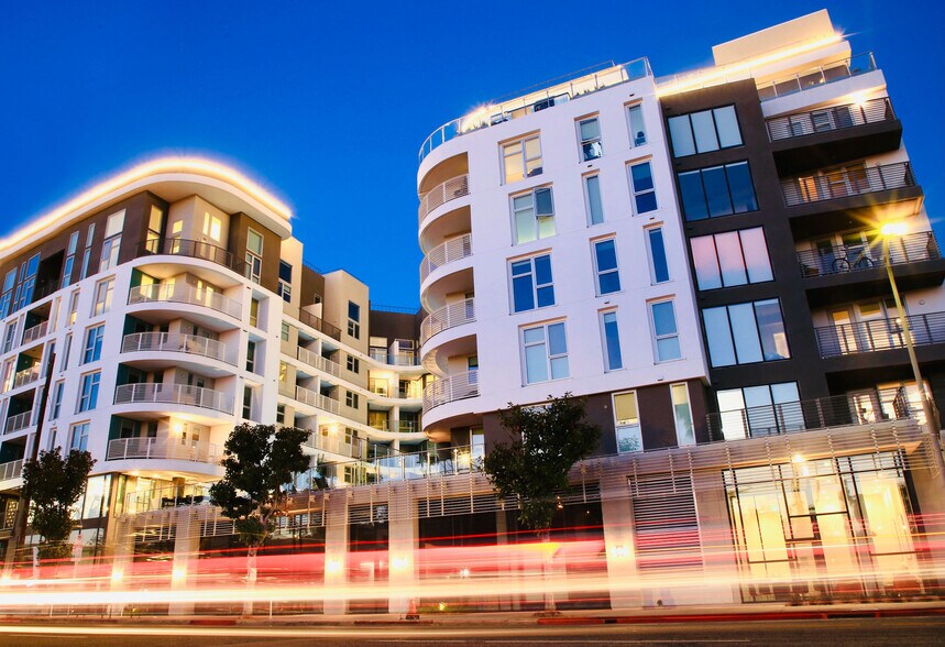 More Photos Of 3980 Wilshire Blvd, Los Angeles Apartments For Lease