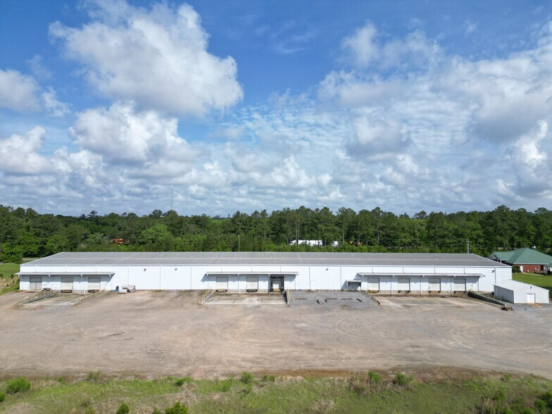 More Photos Of 9800 I 65 Service Rd S, Creola Warehouse For Lease