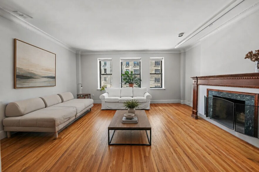 More Photos Of 489 West End Ave, New York Apartments For Sale