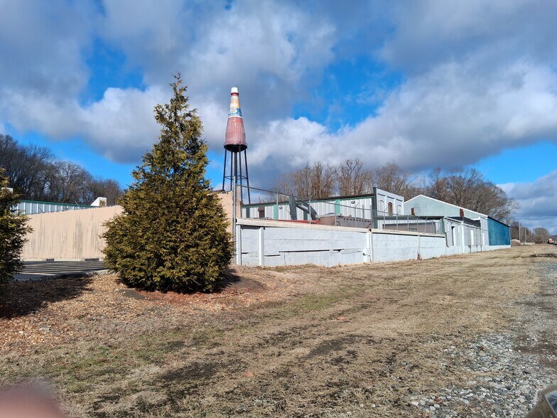 More Photos Of 800 S Morrison Ave, Collinsville Warehouse For Sale