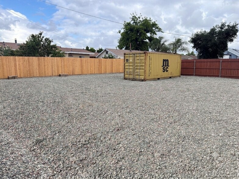 More Photos Of 767 E Emporia St, Ontario Land For Lease