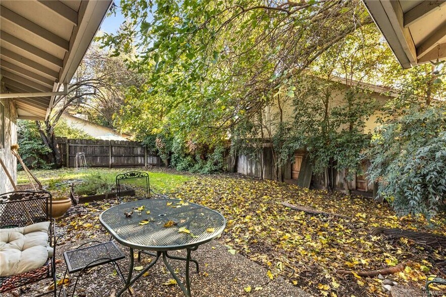 More Photos Of 2842 Jolyn Way, Chico Multifamily For Sale