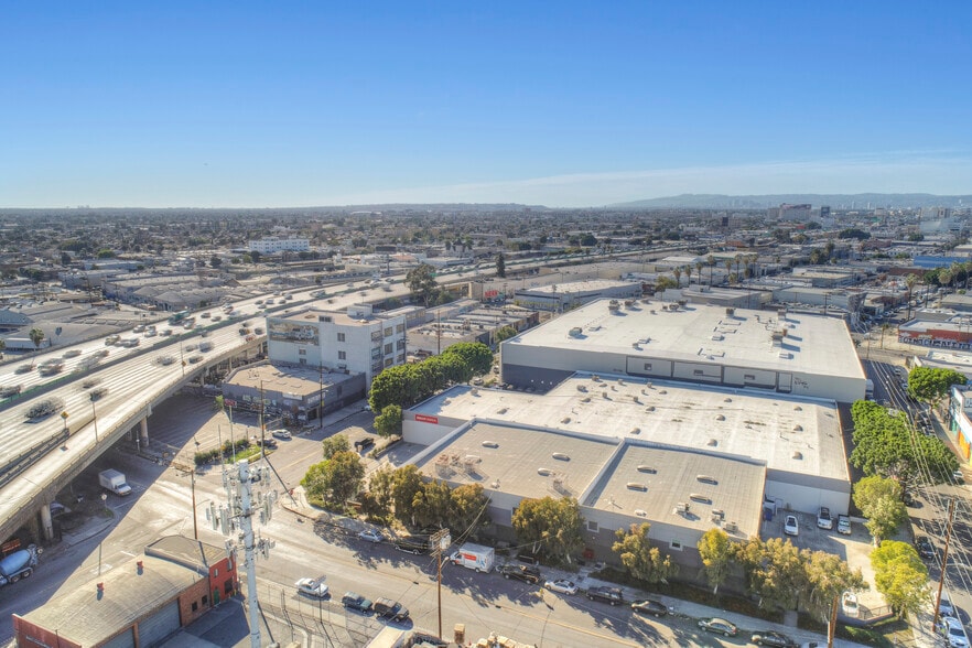 More Photos Of 1475 Long Beach Ave, Los Angeles Warehouse For Lease
