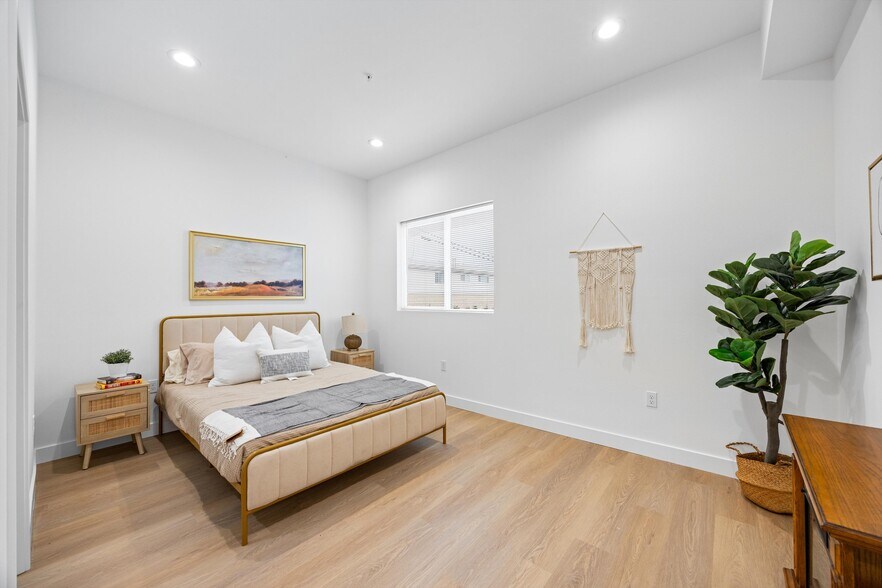 More Photos Of 13857 Leffingwell Rd, Whittier Apartments For Sale