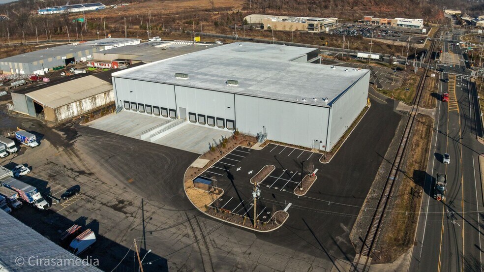 More Photos Of 1488 Route 22, Bridgewater Warehouse For Lease