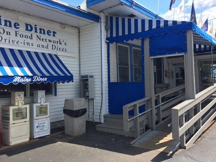 More Photos Of 2265 Post Rd, Wells Restaurant For Sale