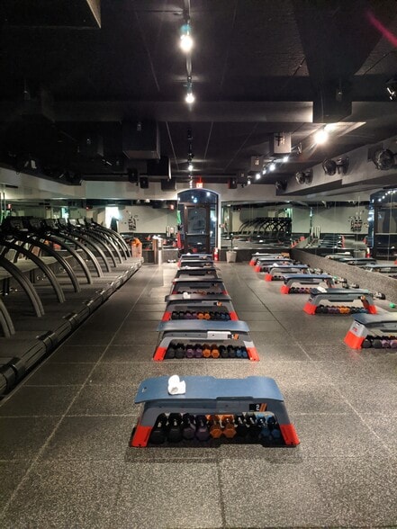 More Photos Of 230 E Ogden Ave, Hinsdale Medical For Sale