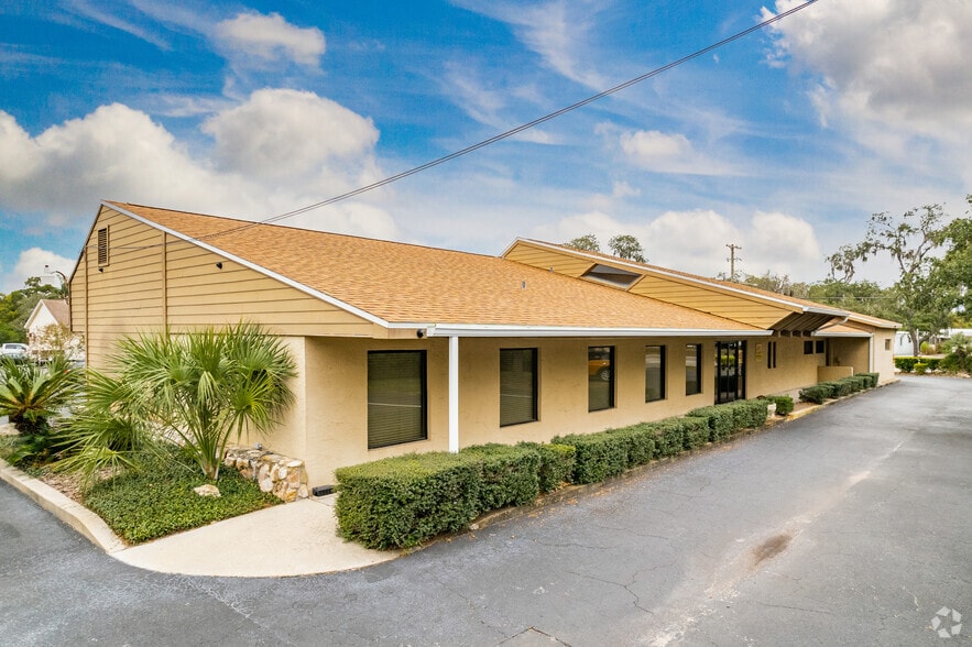 More Photos Of 5636 Grand Blvd, New Port Richey Medical For Sale