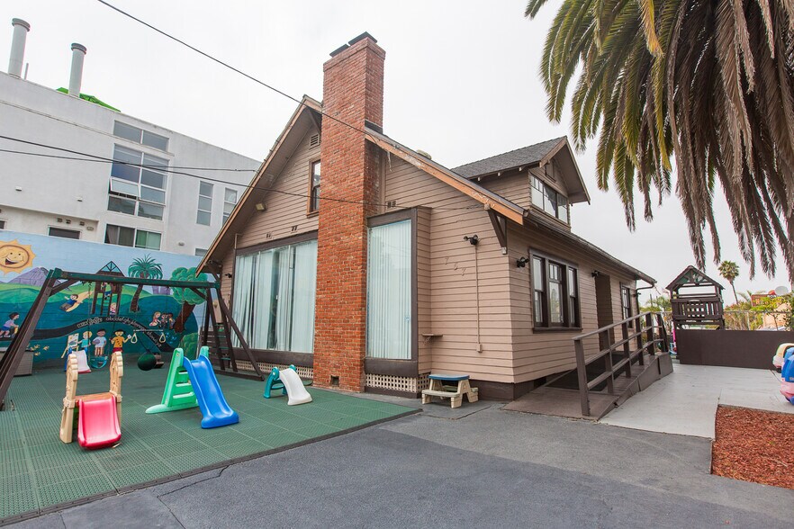 More Photos Of 757 Pier Ave, Santa Monica Office For Sale