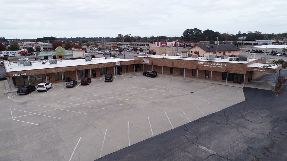 More Photos Of 2548 Fayetteville Rd, Lumberton Storefront Retail Office For Lease