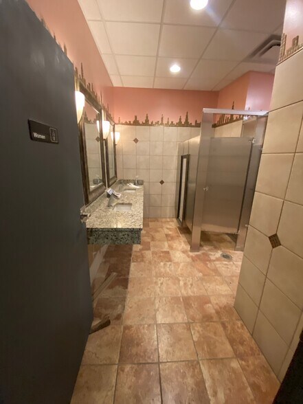 More Photos Of 247-253 Asylum St, Hartford Apartments For Lease
