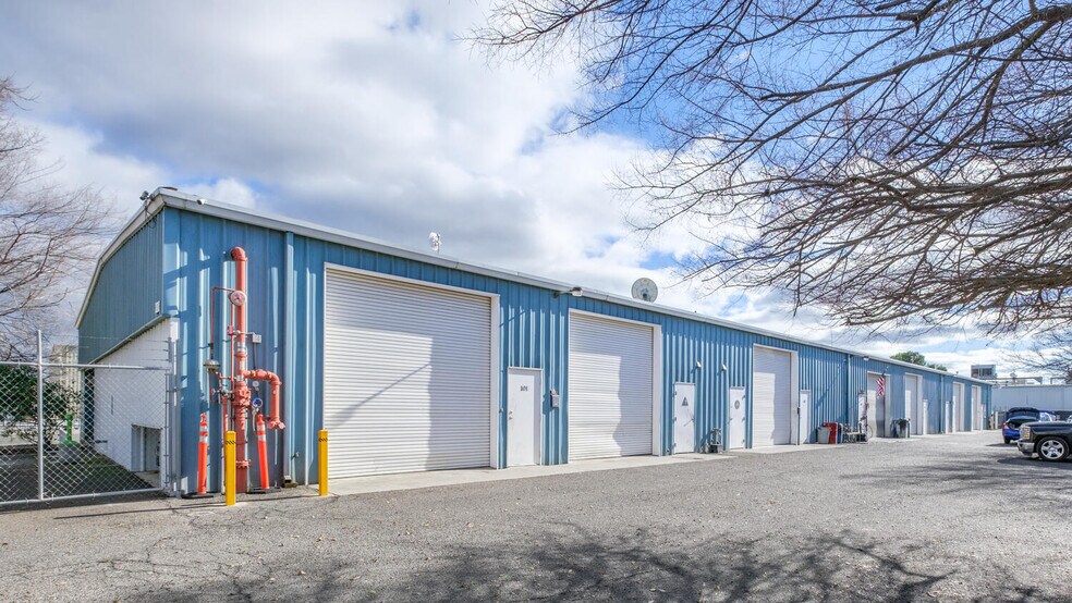 More Photos Of 5764 E Fountain Way, Fresno Unknown For Lease