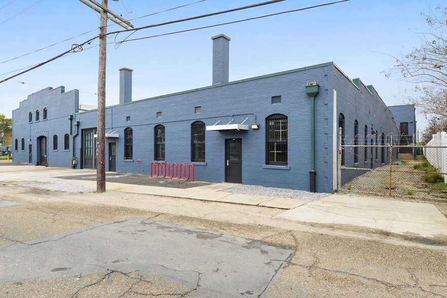 More Photos Of 3300 Gravier St, New Orleans Medical For Sale