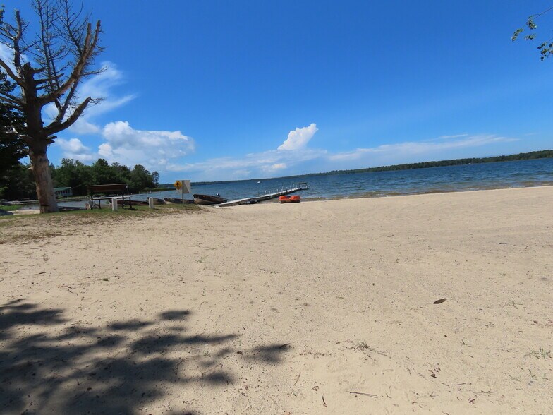 More Photos Of 29209 County Road 407, Newberry Lodge Meeting Hall For Sale