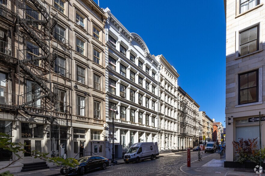 More Photos Of 11 Mercer St, New York Apartments For Sale